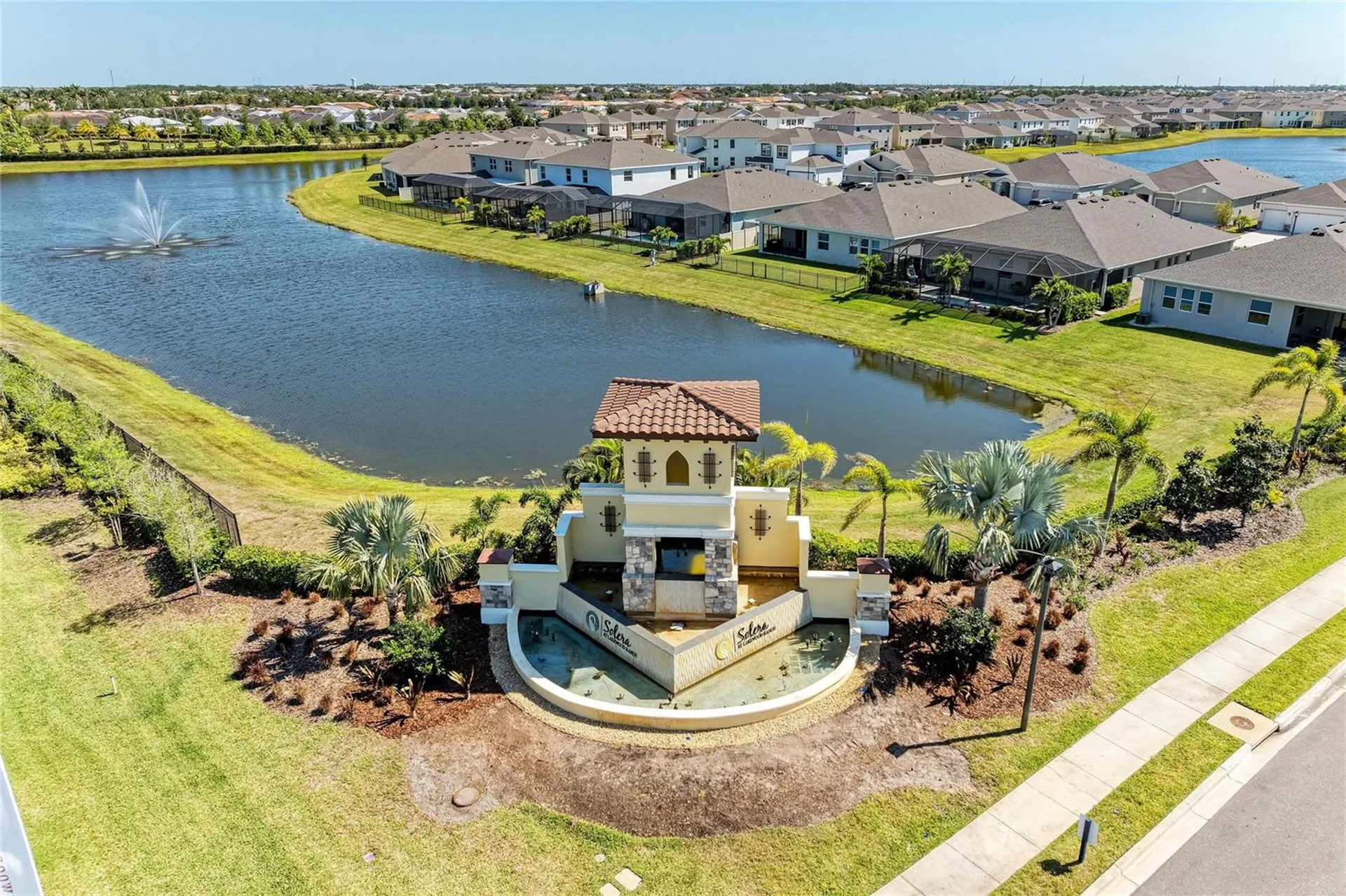 17719 Cantarina Cove Bradenton FL 34211