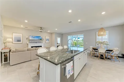 17719 Cantarina Cove Bradenton FL 34211