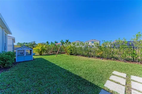 17719 Cantarina Cove Bradenton FL 34211