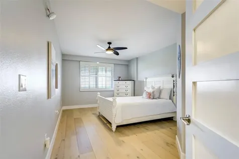 1370 Gulf Boulevard Clearwater Beach FL 33767