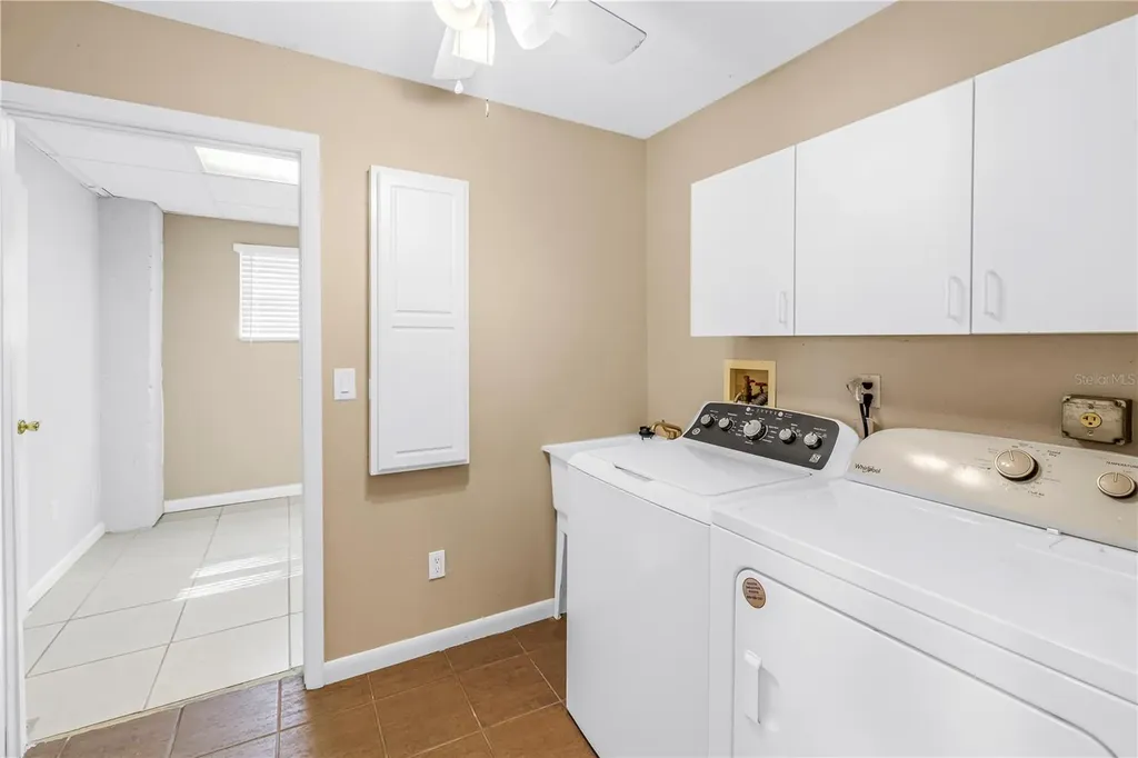 546 26th Avenue N St Petersburg FL 33704