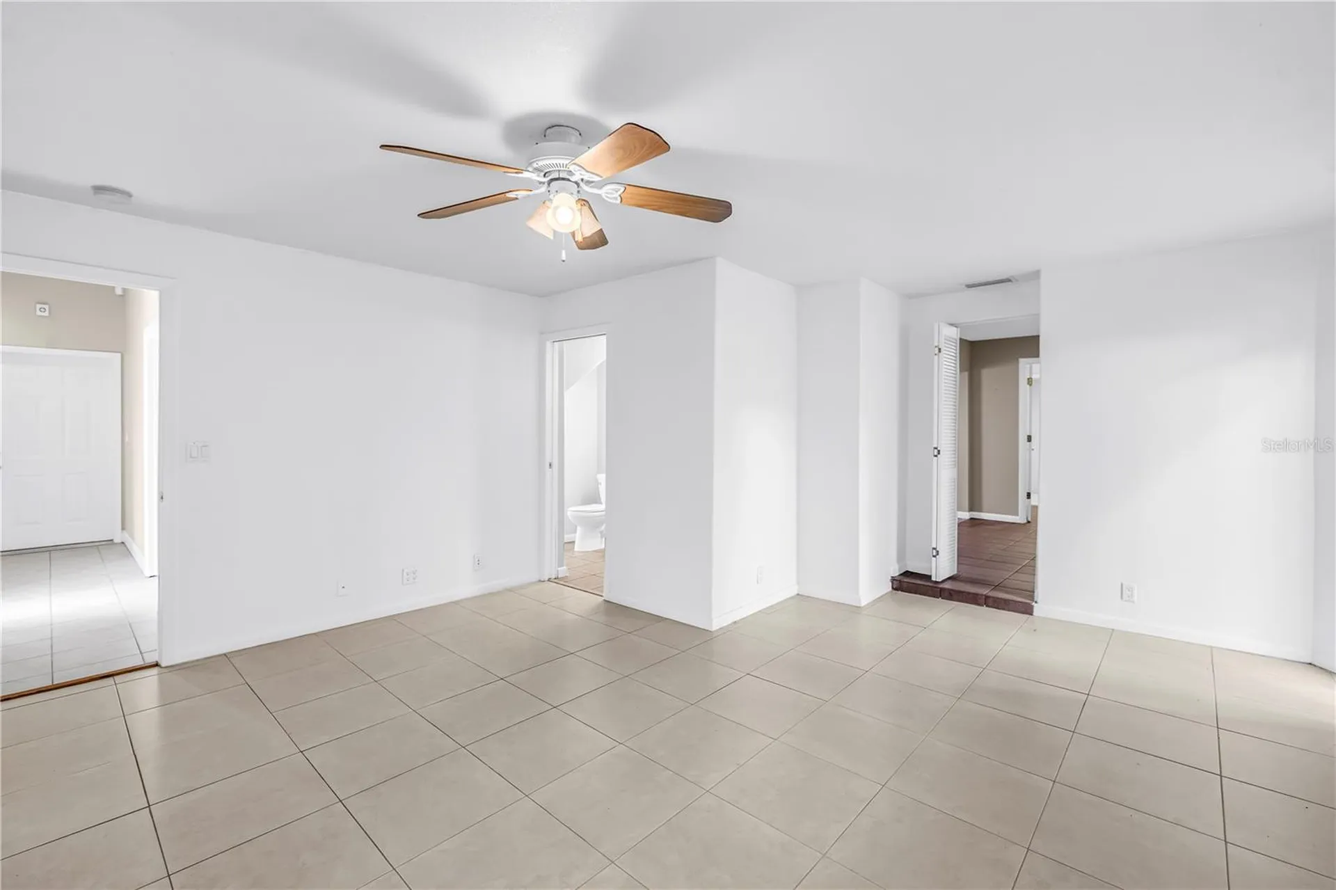 546 26th Avenue N St Petersburg FL 33704