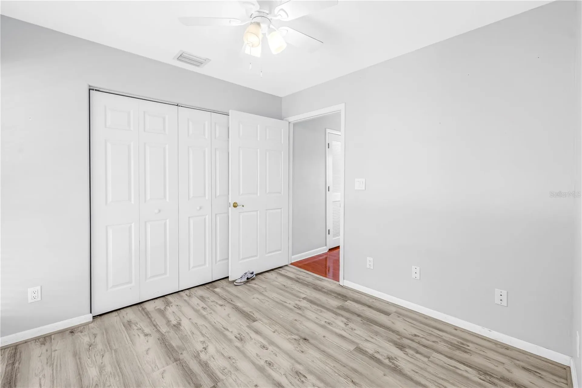 546 26th Avenue N St Petersburg FL 33704