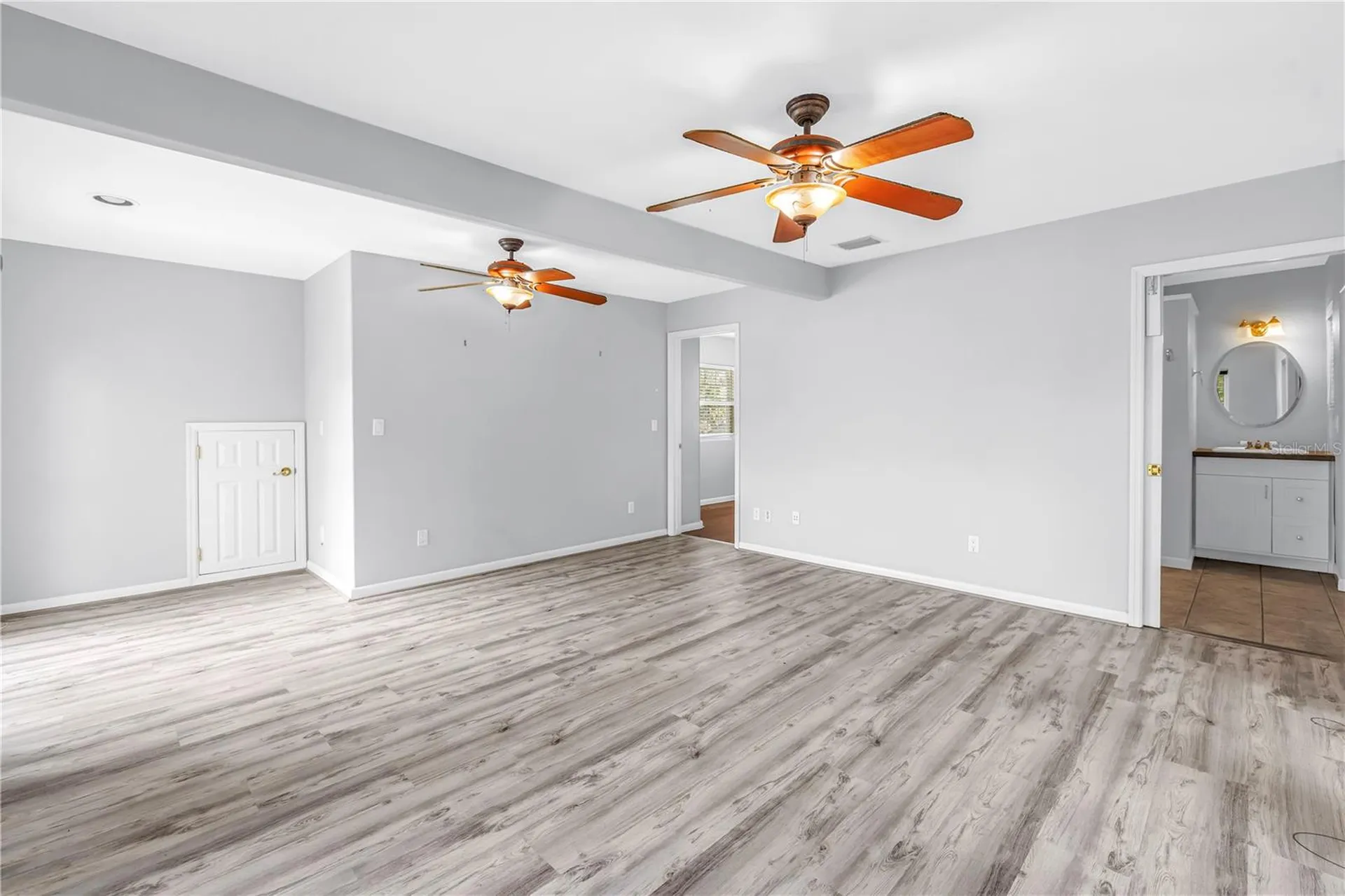 546 26th Avenue N St Petersburg FL 33704