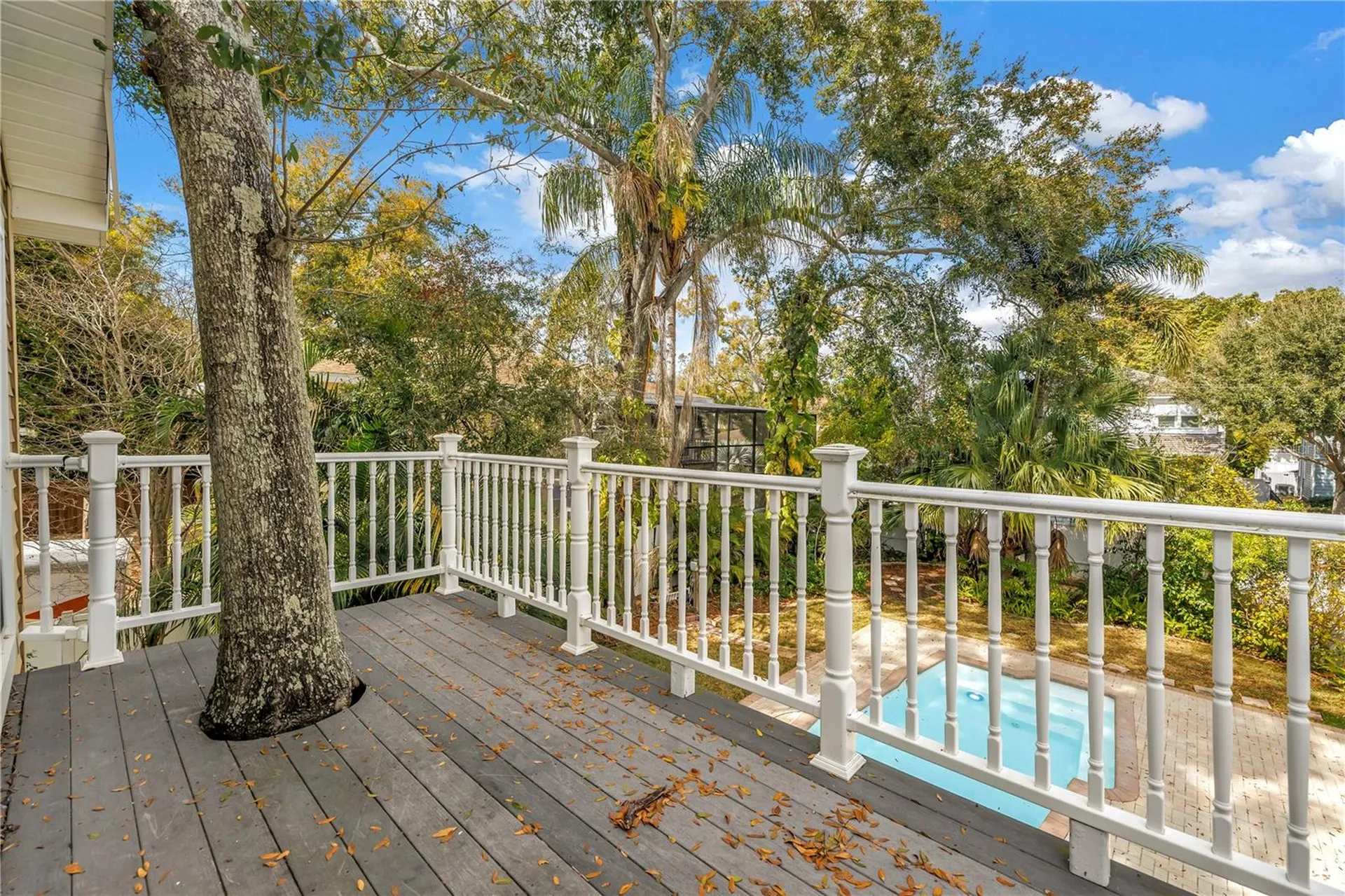 546 26th Avenue N St Petersburg FL 33704