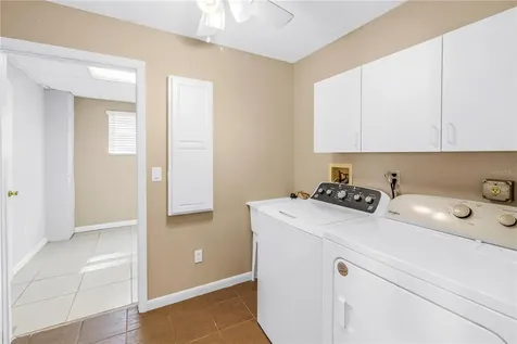 546 26th Avenue N St Petersburg FL 33704