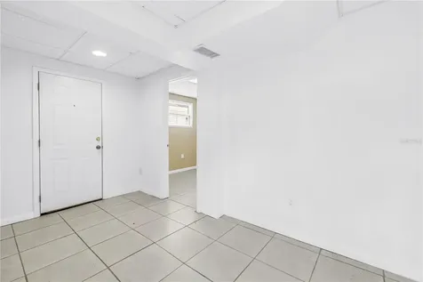 546 26th Avenue N St Petersburg FL 33704