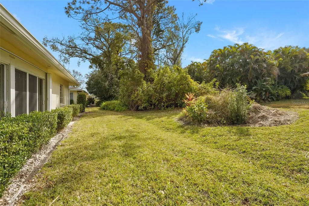 5524 Palm Aire Drive Sarasota FL 34243