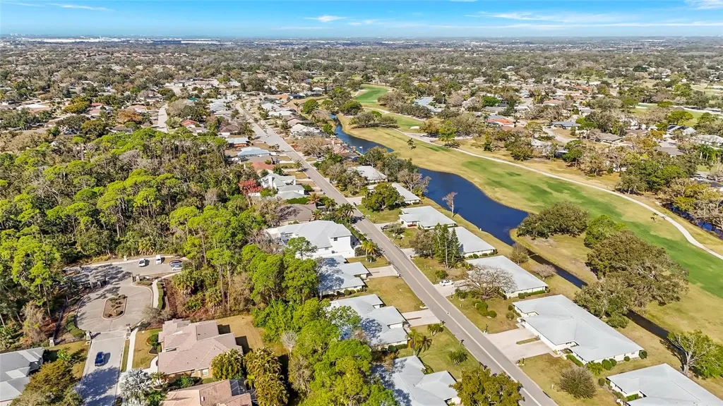5524 Palm Aire Drive Sarasota FL 34243
