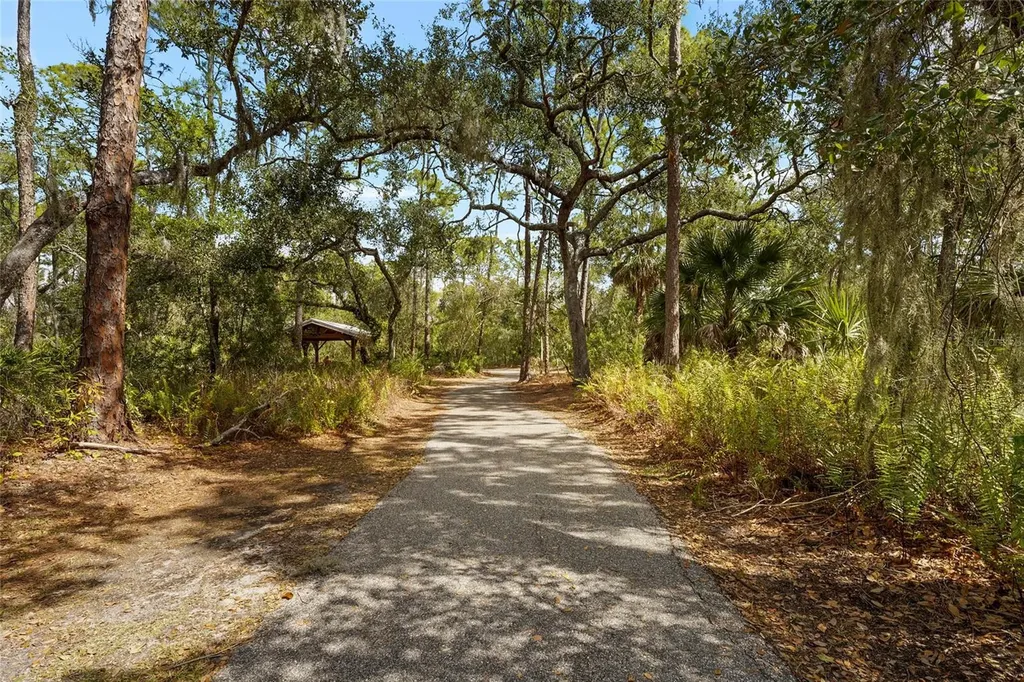 5524 Palm Aire Drive Sarasota FL 34243