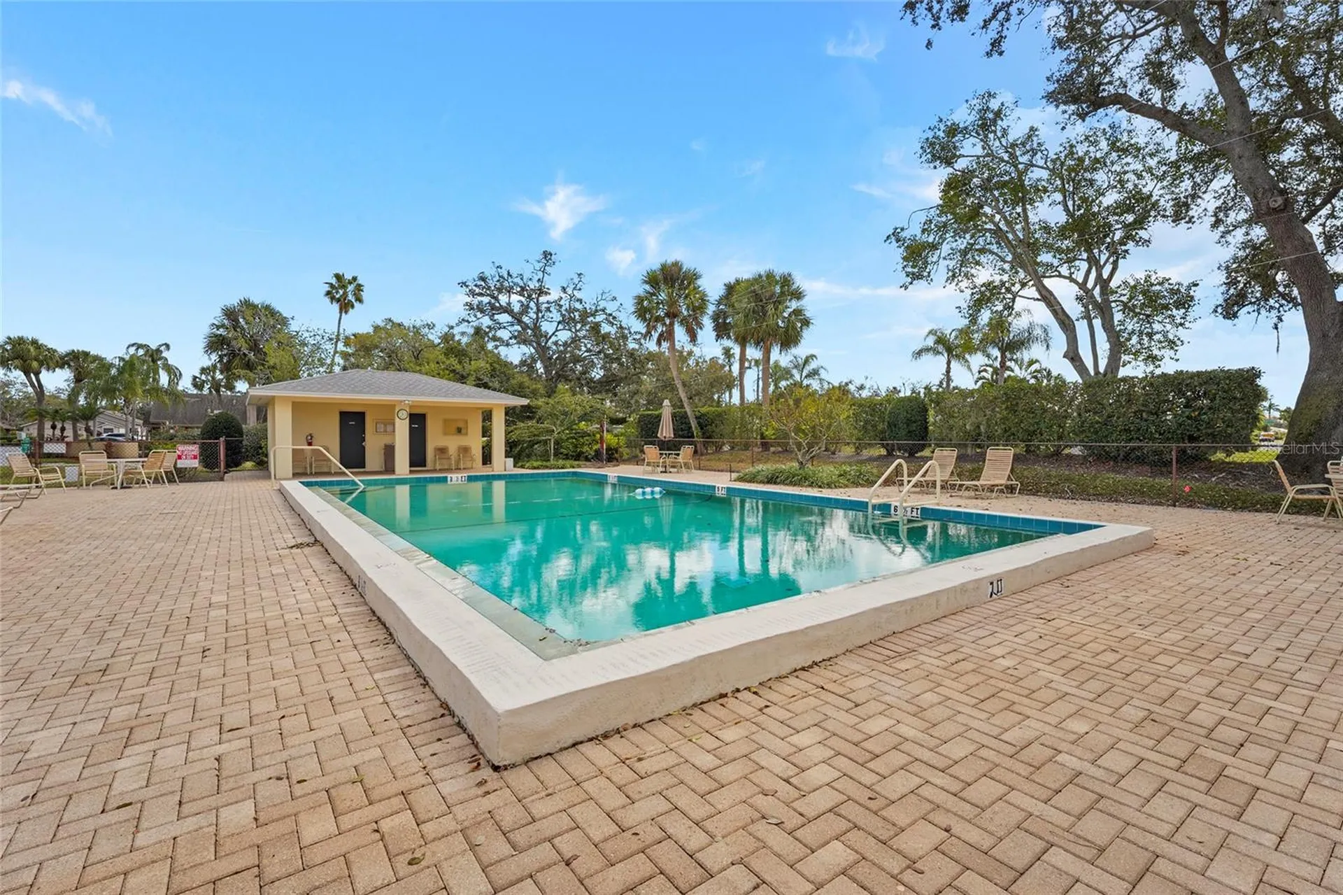 5524 Palm Aire Drive Sarasota FL 34243