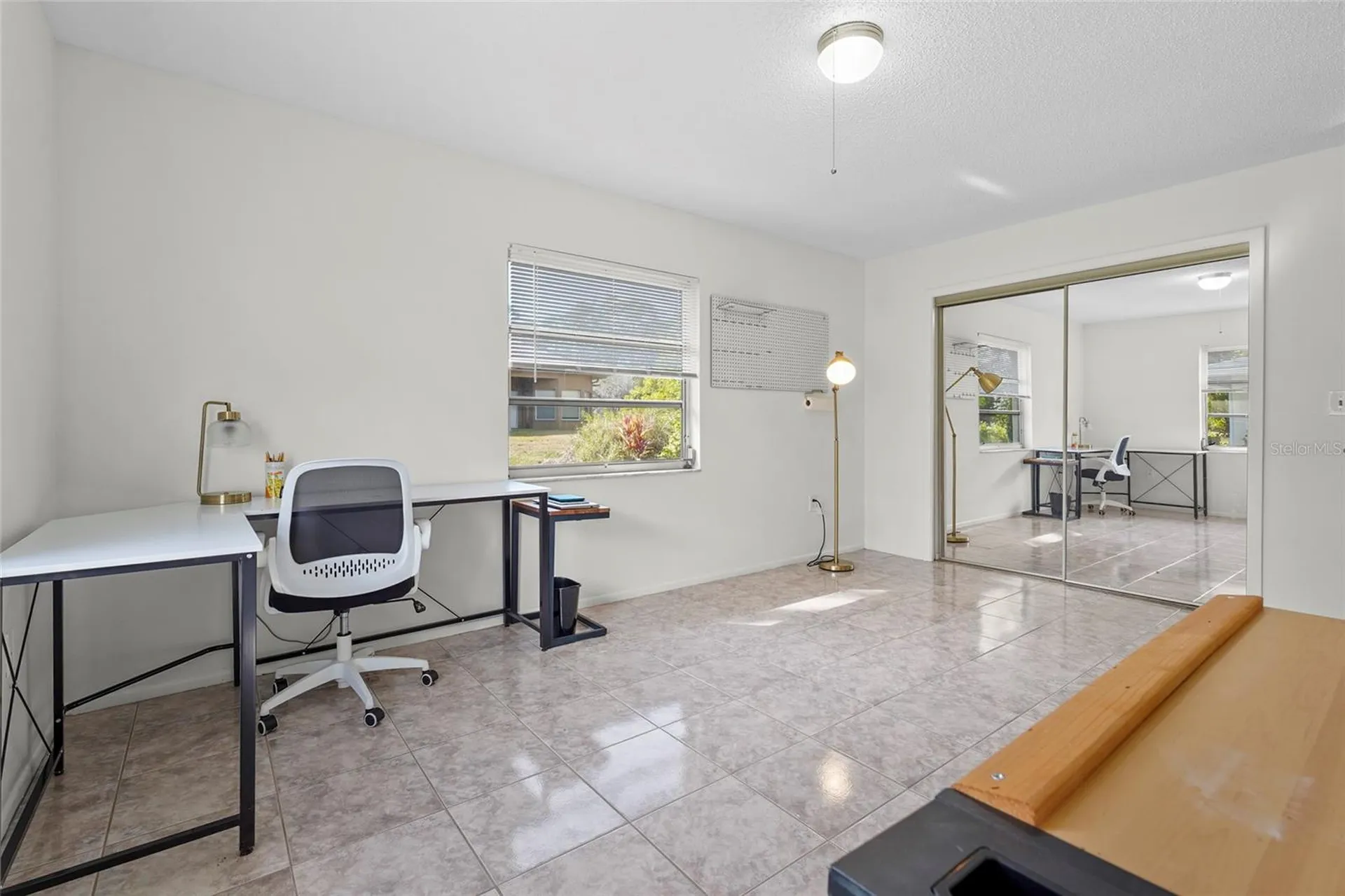 5524 Palm Aire Drive Sarasota FL 34243