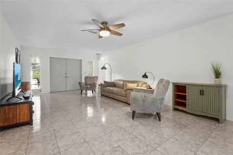 5524 Palm Aire Drive Sarasota FL 34243