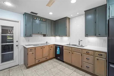 5524 Palm Aire Drive Sarasota FL 34243