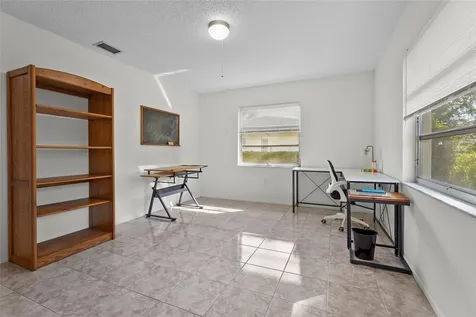 5524 Palm Aire Drive Sarasota FL 34243