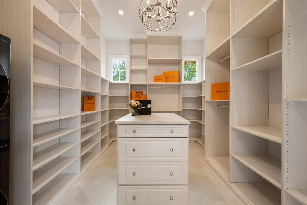 10012 Hyperion Lane Golden Oak FL 32836