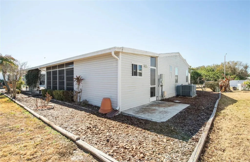428 Pelican Drive S Oldsmar FL 34677