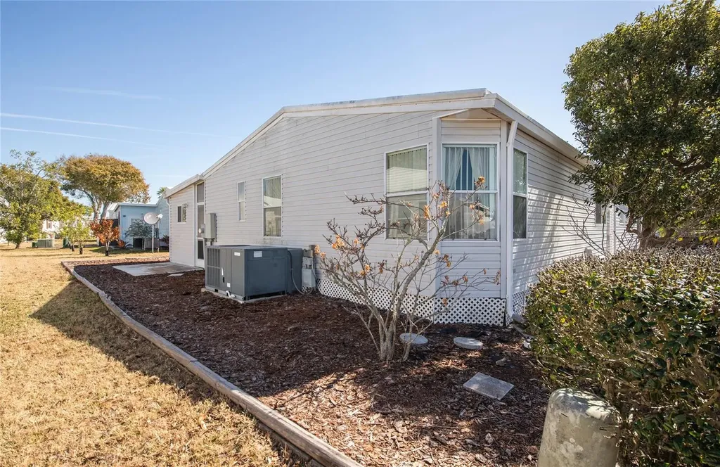 428 Pelican Drive S Oldsmar FL 34677
