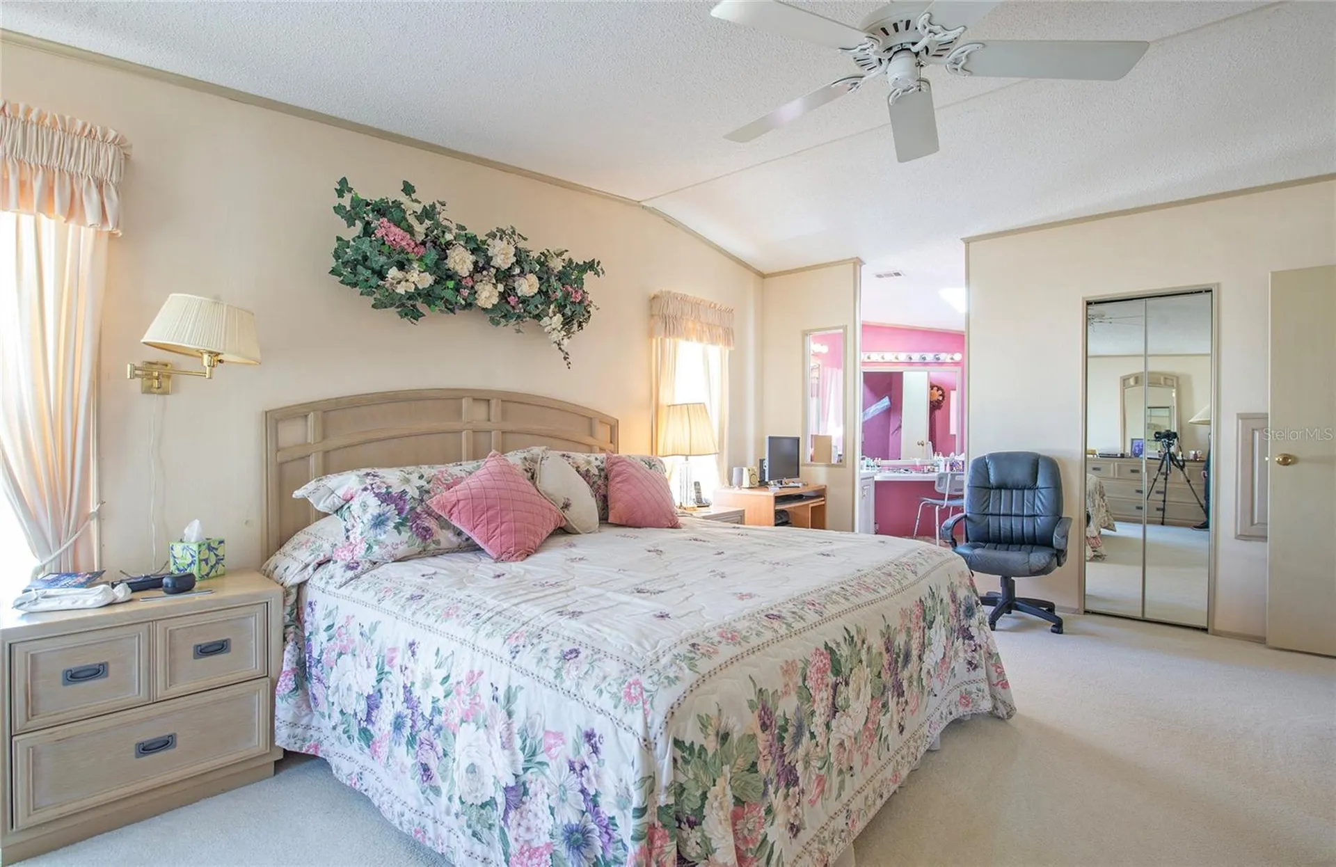 428 Pelican Drive S Oldsmar FL 34677