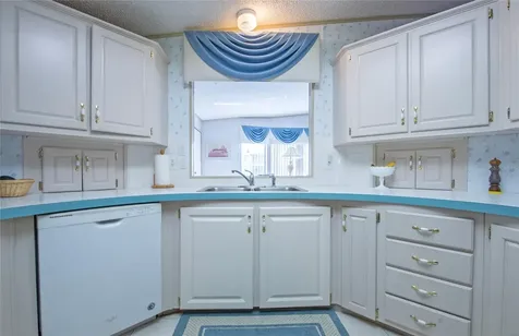 428 Pelican Drive S Oldsmar FL 34677