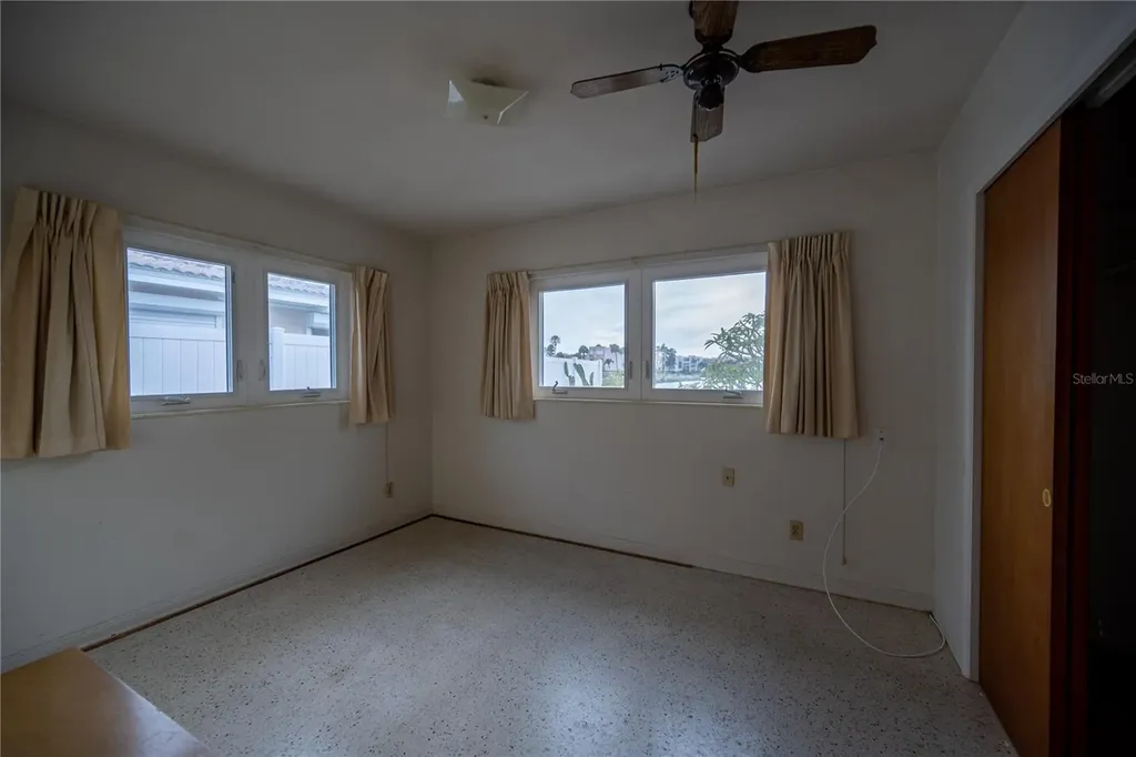 1425 Corey Way S South Pasadena FL 33707
