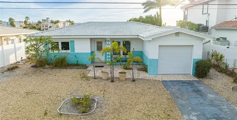 1425 Corey Way S South Pasadena FL 33707