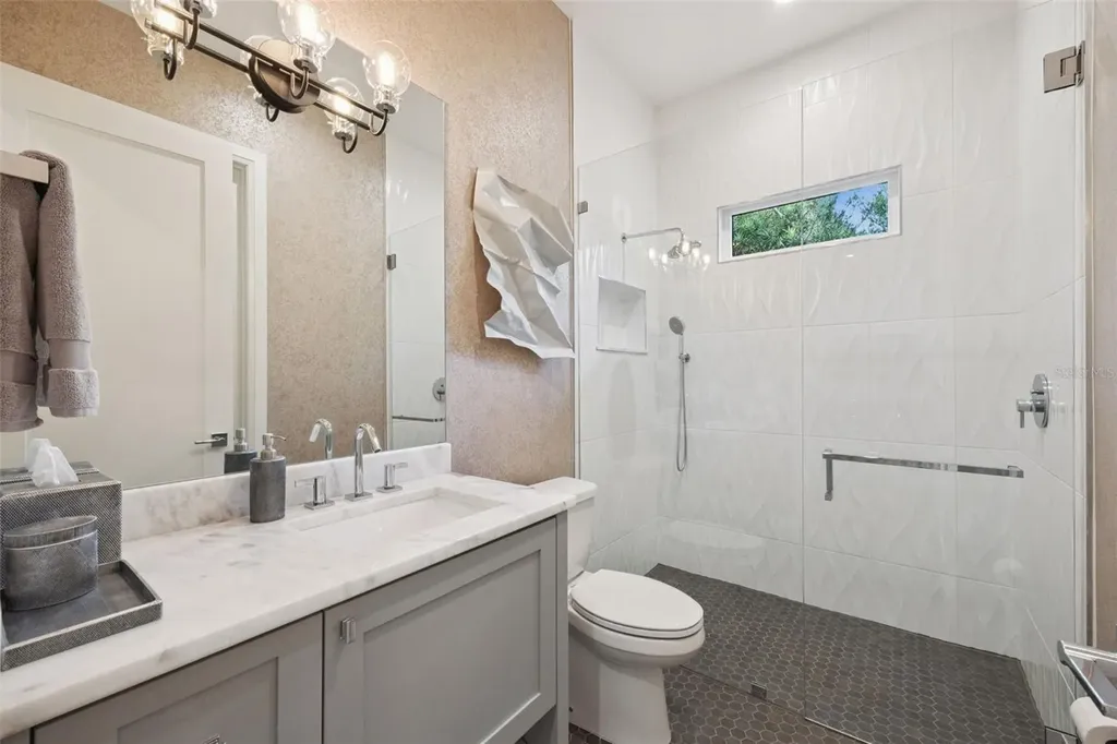 1414 N Westmoreland Drive Orlando FL 32804