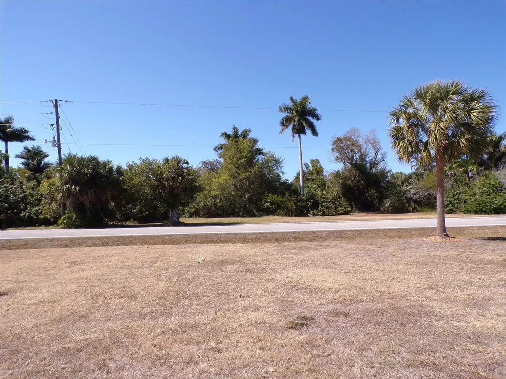 711 Cooper Street Punta Gorda FL 33950