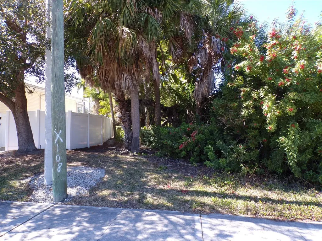 711 Cooper Street Punta Gorda FL 33950