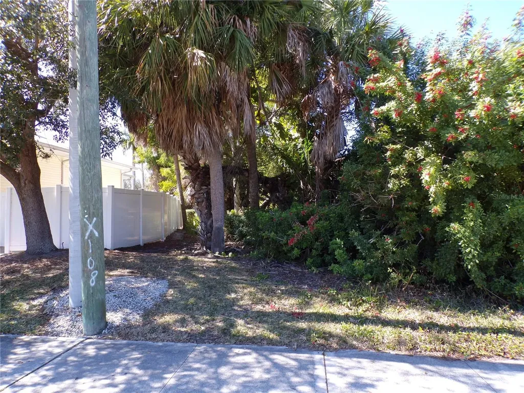 711 Cooper Street Punta Gorda FL 33950