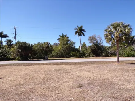 711 Cooper Street Punta Gorda FL 33950