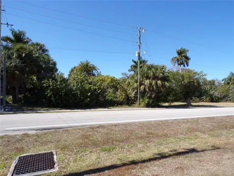 711 Cooper Street Punta Gorda FL 33950