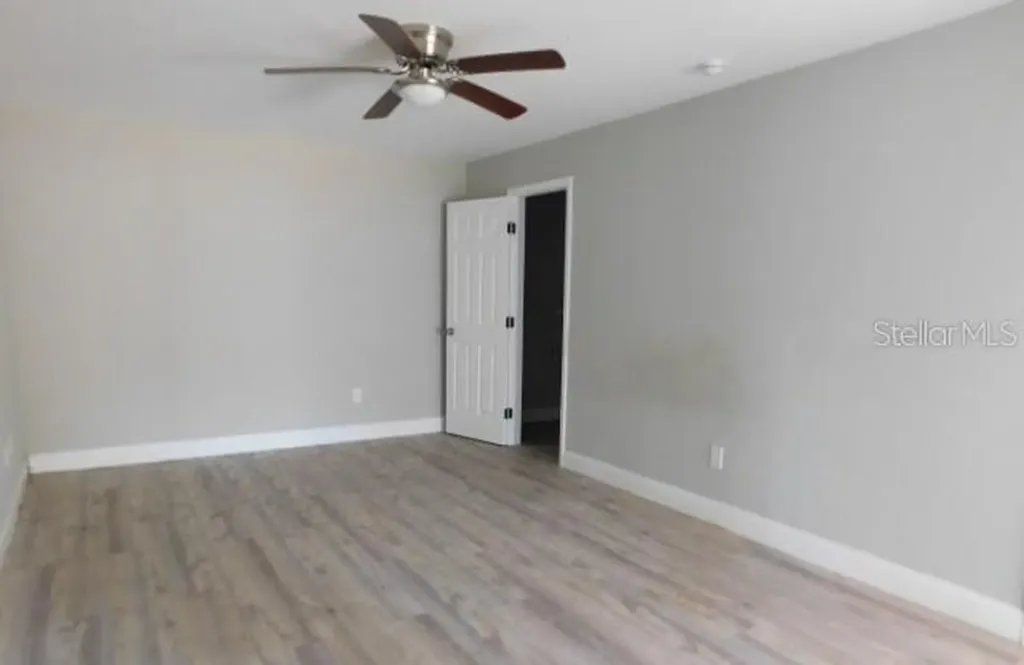 705 SW 9th Court Cape Coral FL 33991