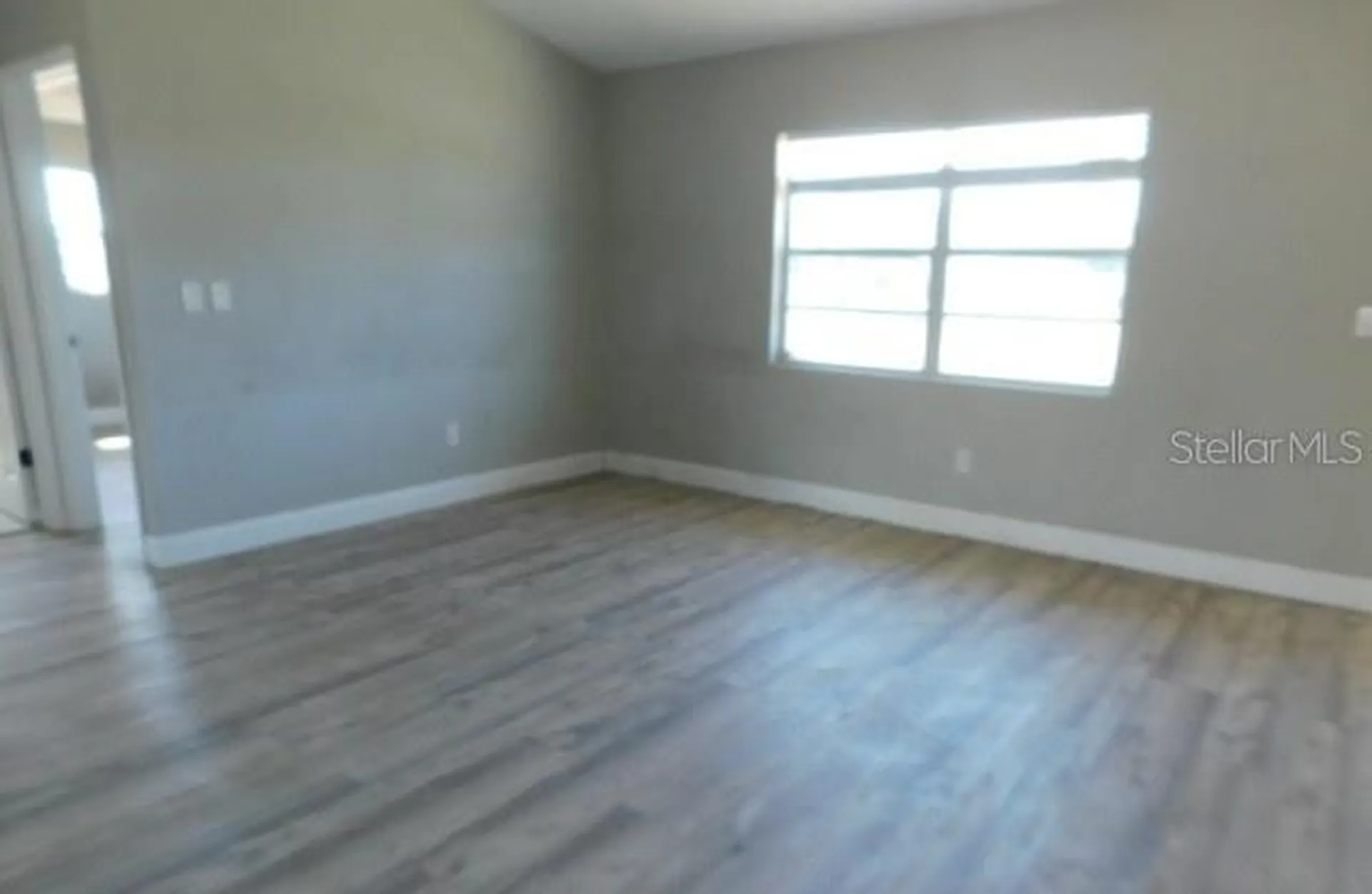 705 SW 9th Court Cape Coral FL 33991