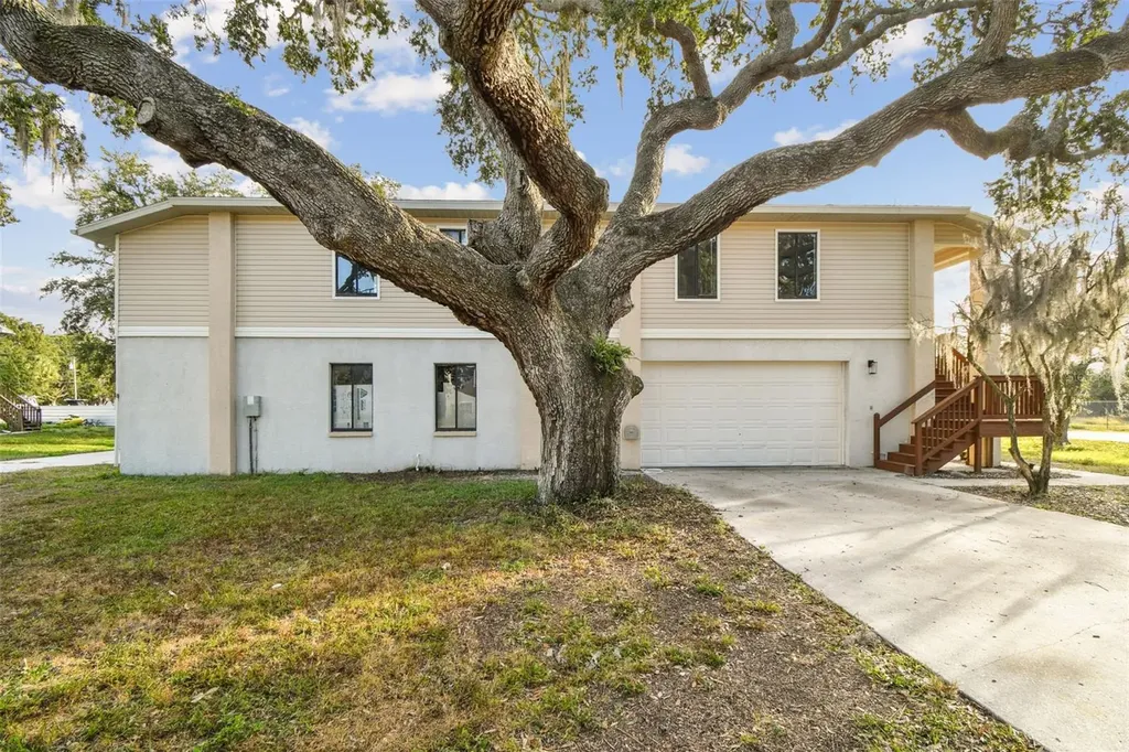 1734 Rumar Lane Holiday FL 34691