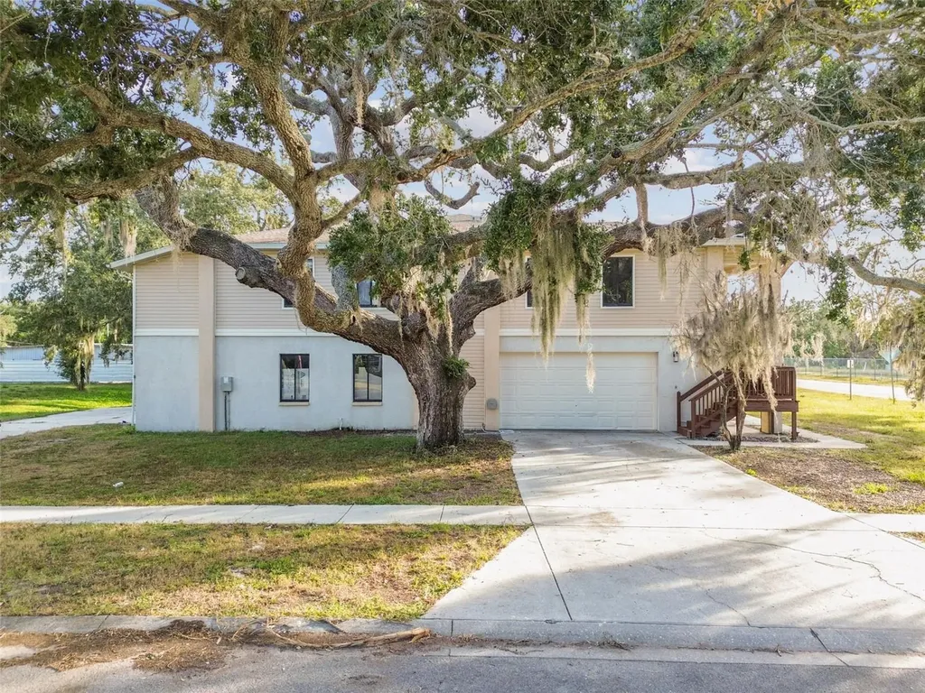 1734 Rumar Lane Holiday FL 34691