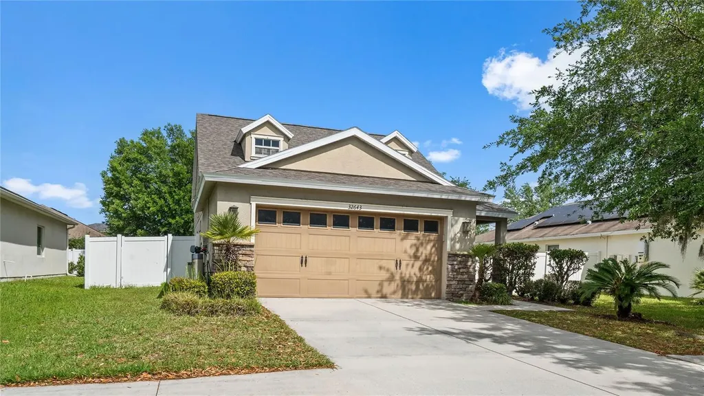 32643 Coldwater Creek Loop Wesley Chapel FL 33545