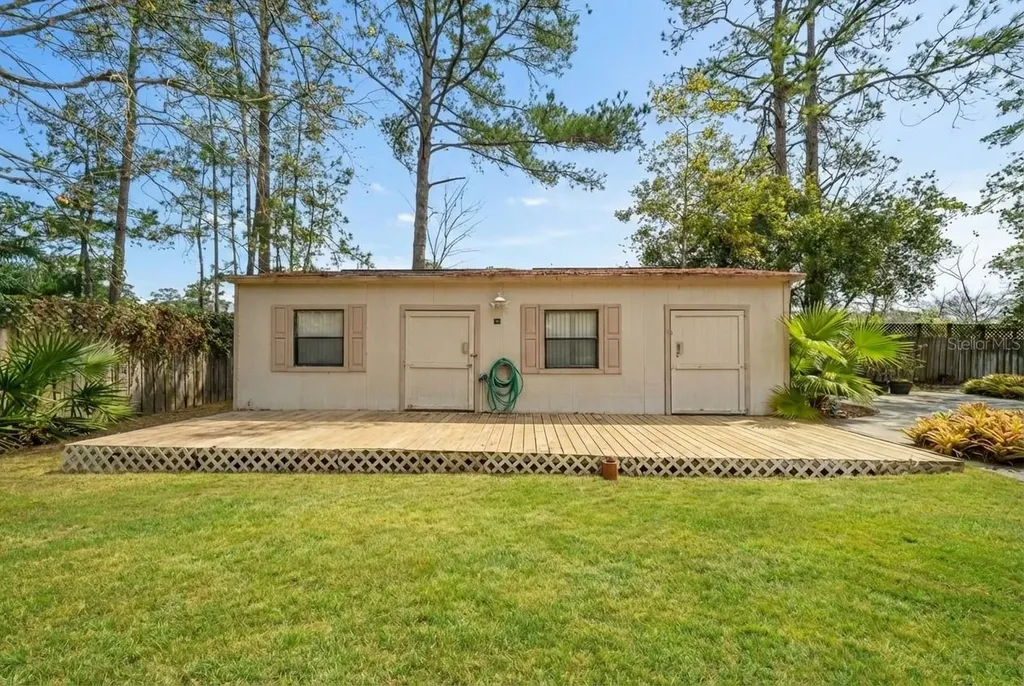 118 W Camelot Drive Palatka FL 32177