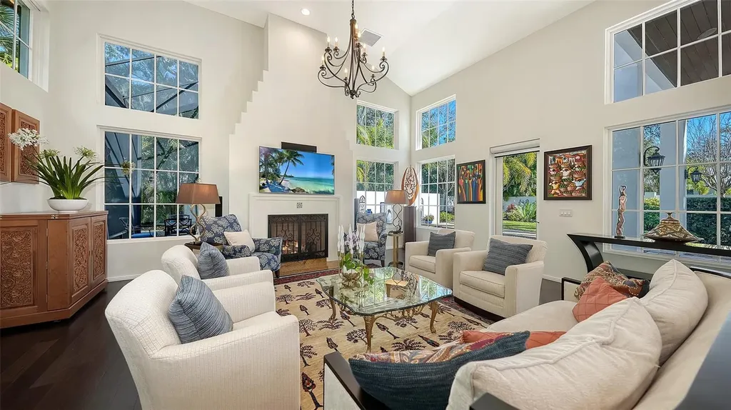 1729 Cherokee Drive Sarasota FL 34239