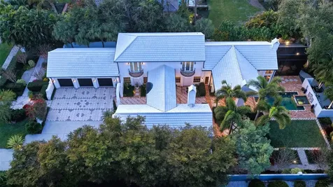 1729 Cherokee Drive Sarasota FL 34239