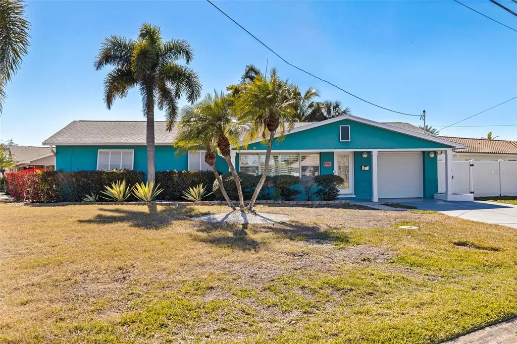7906 4th Avenue S St Petersburg FL 33707