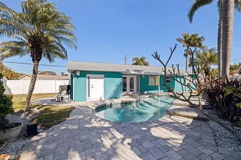 7906 4th Avenue S St Petersburg FL 33707