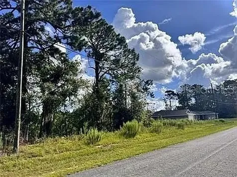 415 W Homeway Loop Citrus Springs FL 34434