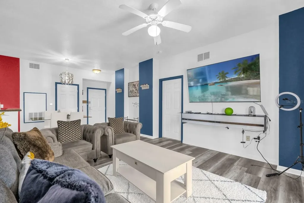 8112 Poinciana Boulevard Orlando FL 32821