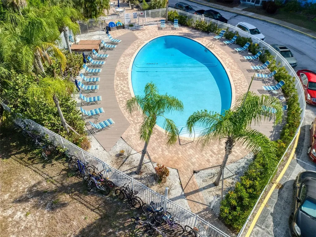 3315 58 Avenue S St Petersburg FL 33712