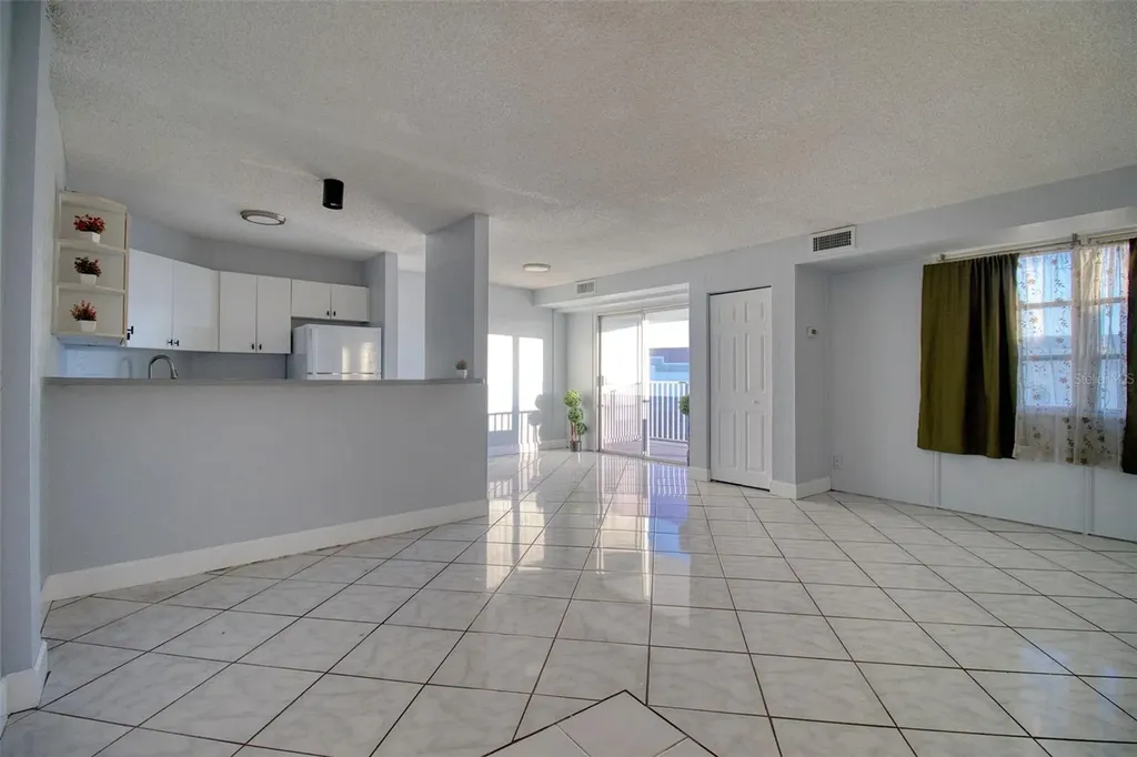 3315 58 Avenue S St Petersburg FL 33712