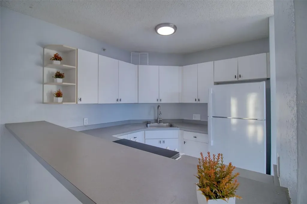 3315 58 Avenue S St Petersburg FL 33712