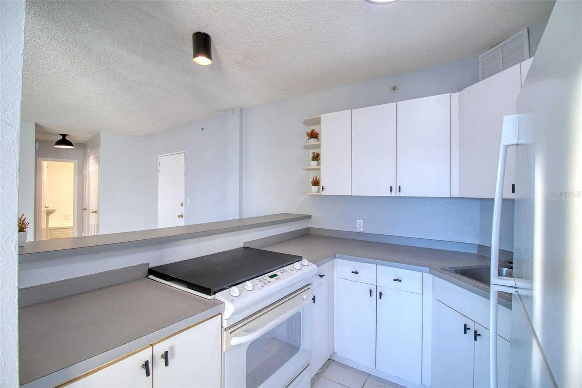3315 58 Avenue S St Petersburg FL 33712