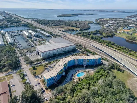 3315 58 Avenue S St Petersburg FL 33712