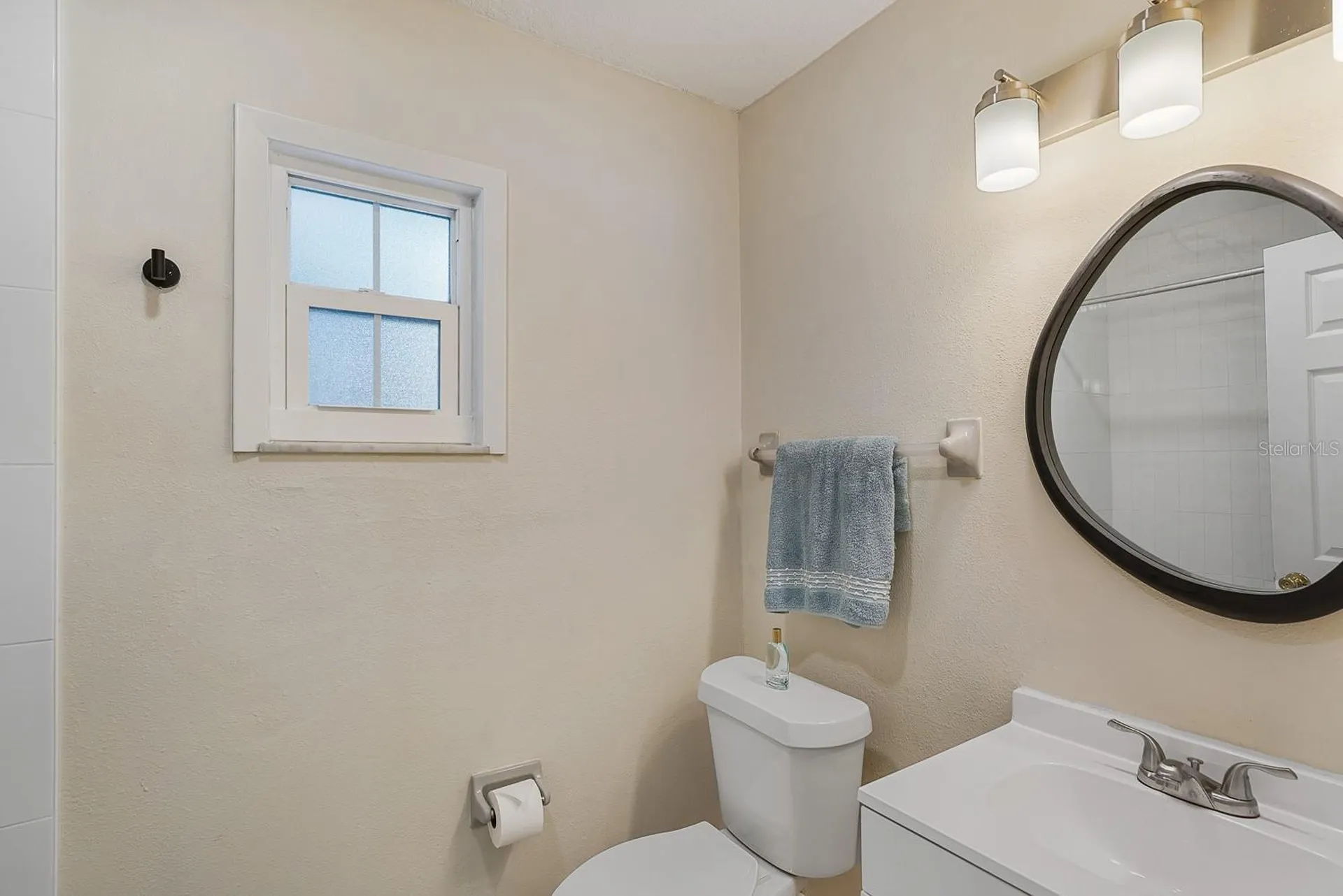 635 Melody Circle Sarasota FL 34237